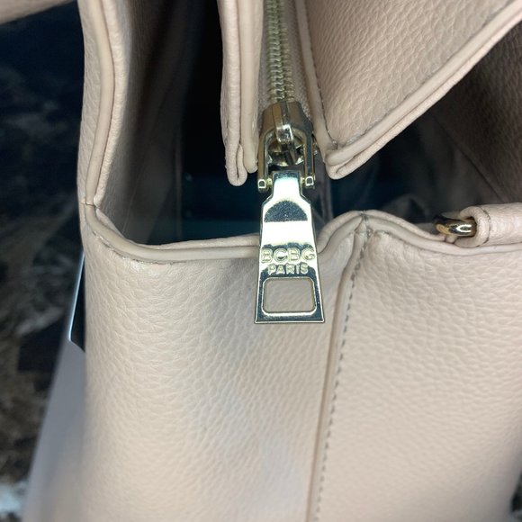 NWT Leather BCBG Satchel in Stone - Picture 5 of 7